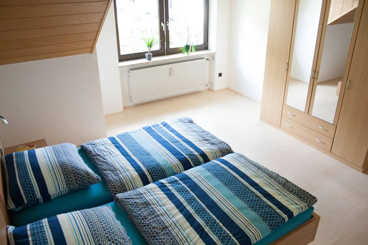 Großes Schlafzimmer